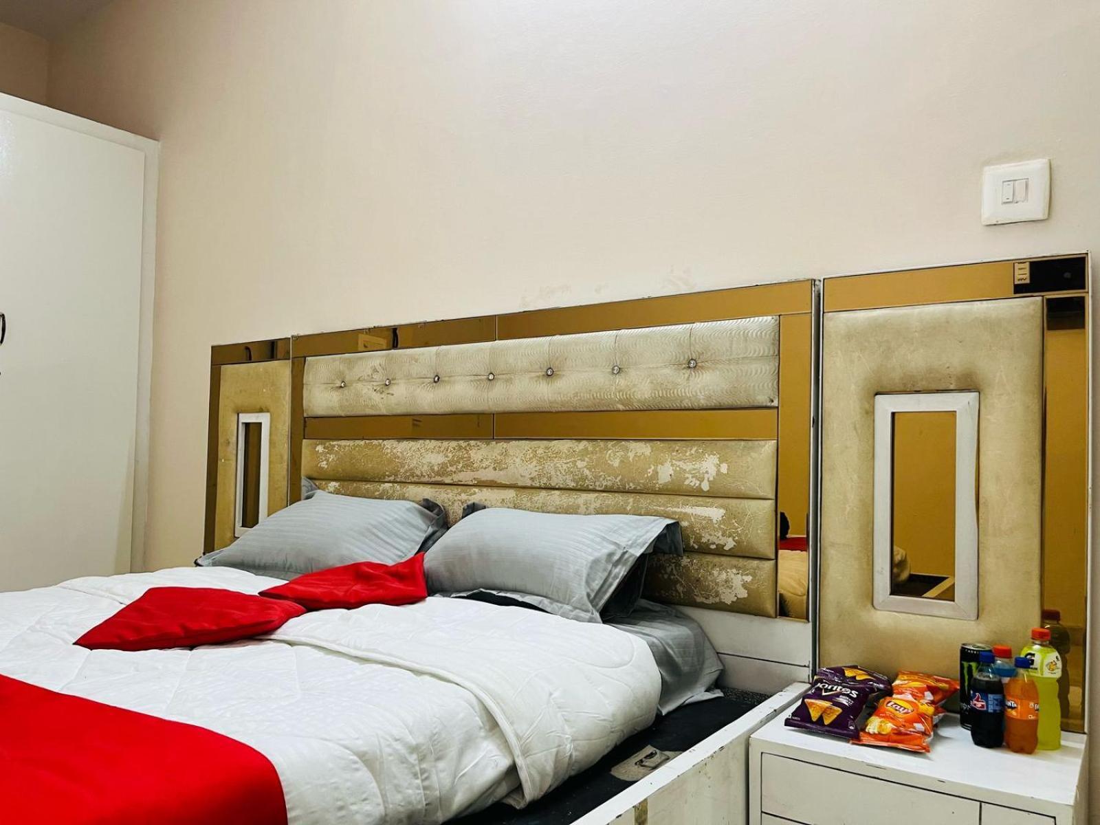 Adh Hazel Wood Hotell Mysore Eksteriør bilde