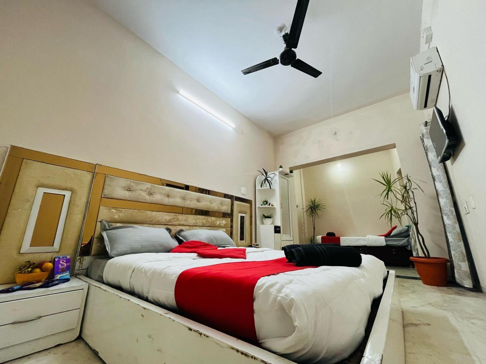 Adh Hazel Wood Hotell Mysore Eksteriør bilde
