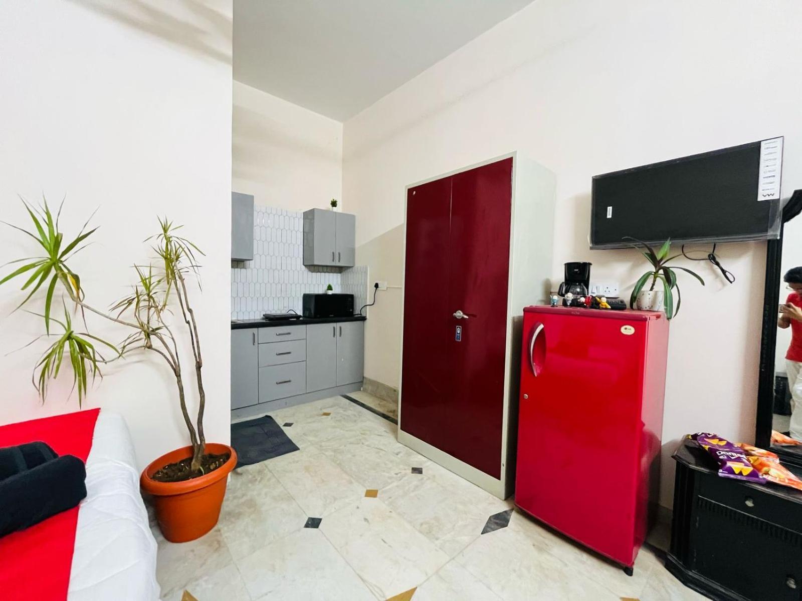 Adh Hazel Wood Hotell Mysore Eksteriør bilde