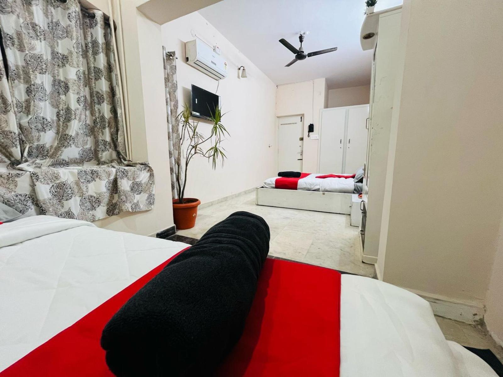 Adh Hazel Wood Hotell Mysore Eksteriør bilde