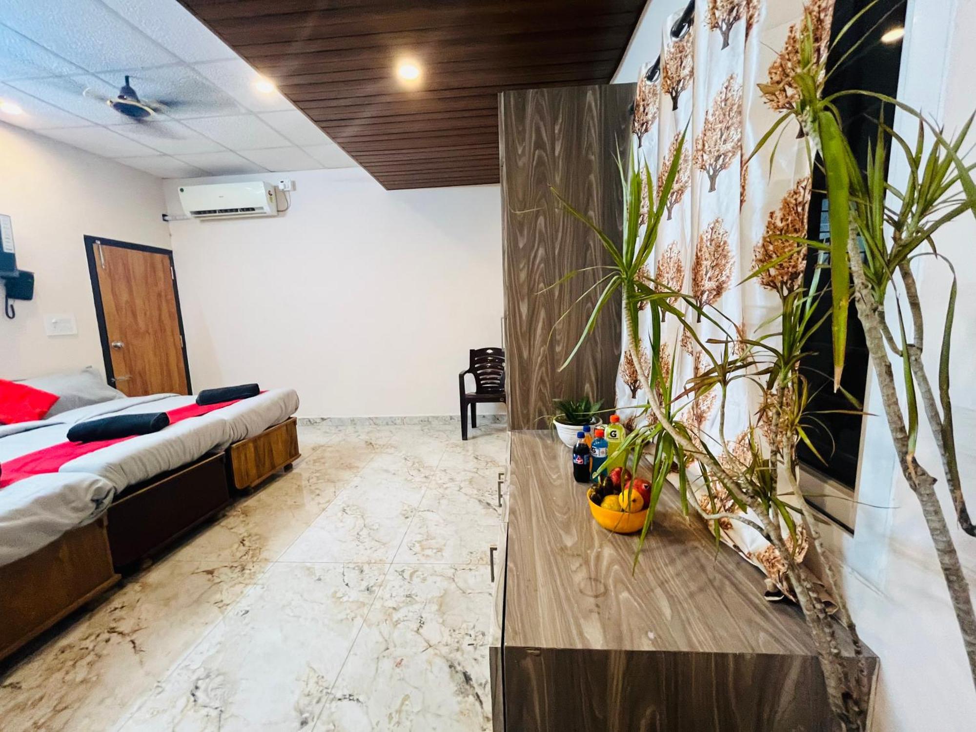 Adh Hazel Wood Hotell Mysore Eksteriør bilde