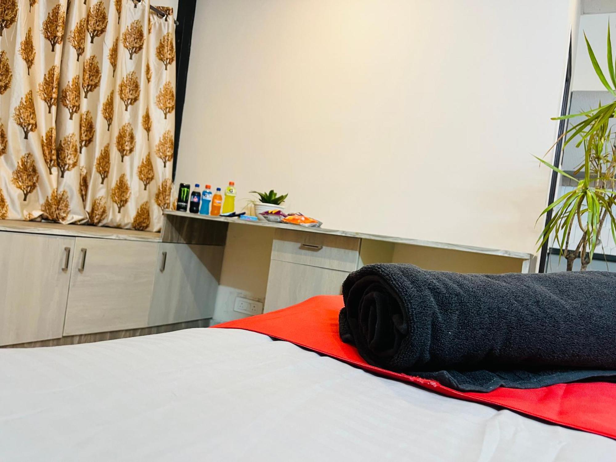 Adh Hazel Wood Hotell Mysore Eksteriør bilde