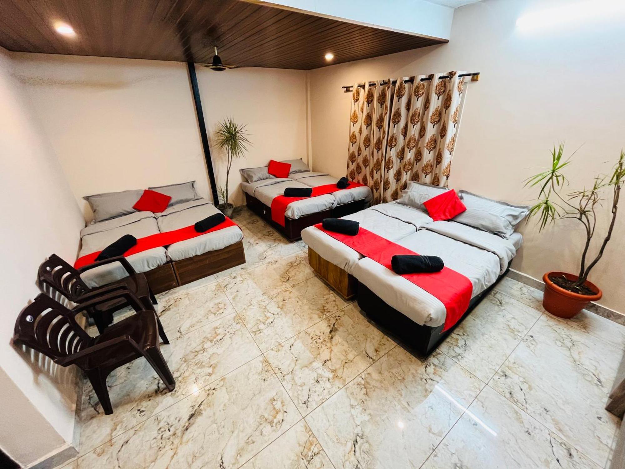 Adh Hazel Wood Hotell Mysore Eksteriør bilde